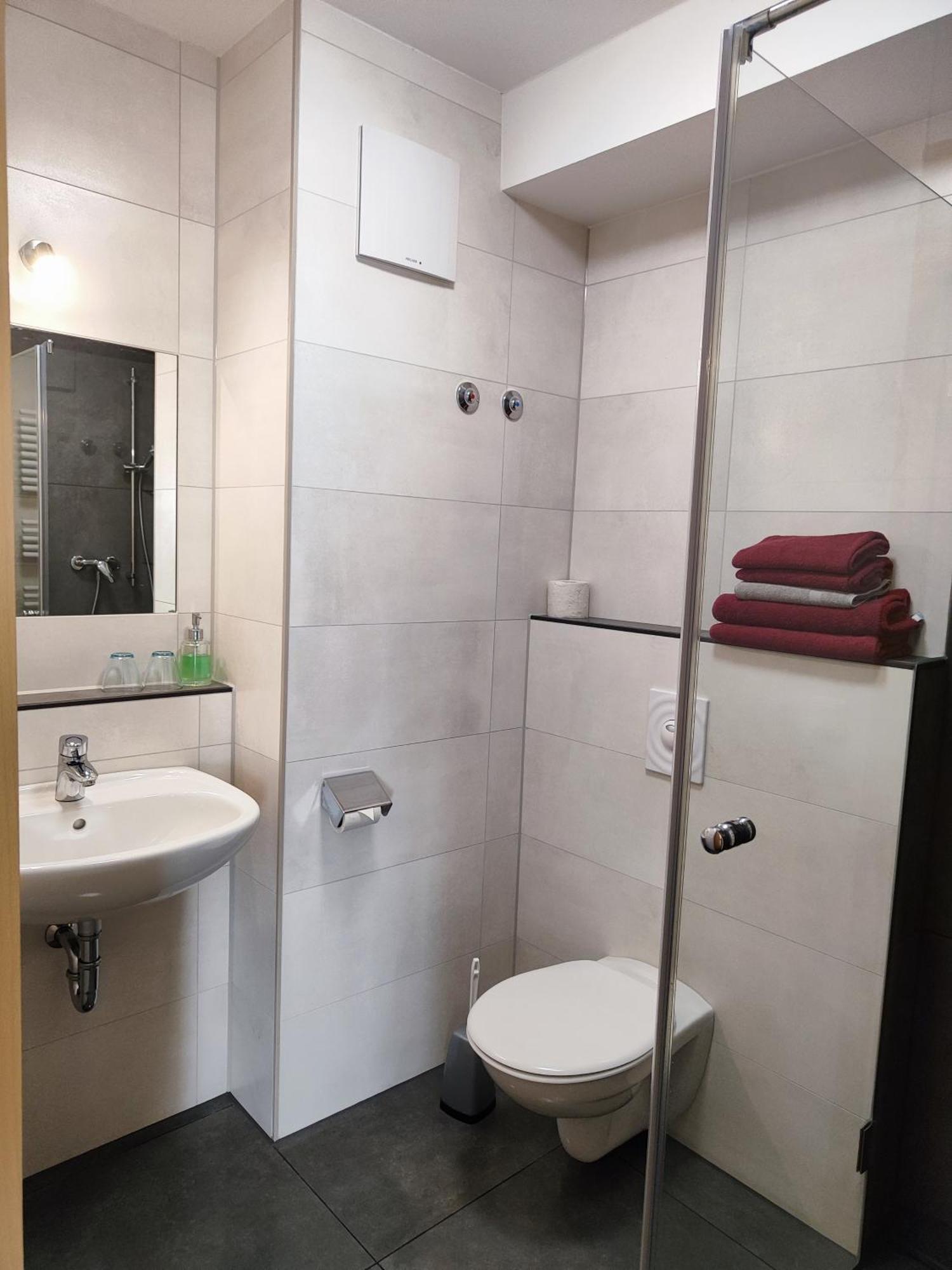 فندق Wirtshaus Zur Bina فيلسبيبورغ المظهر الخارجي الصورة